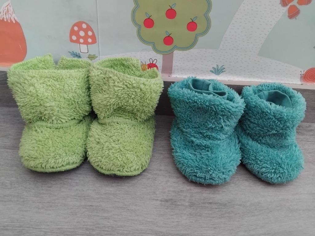 Woody pantoffels 12-24m, Kinderen en Baby's, Ophalen of Verzenden, Zo goed als nieuw, Woody, Jongen of Meisje