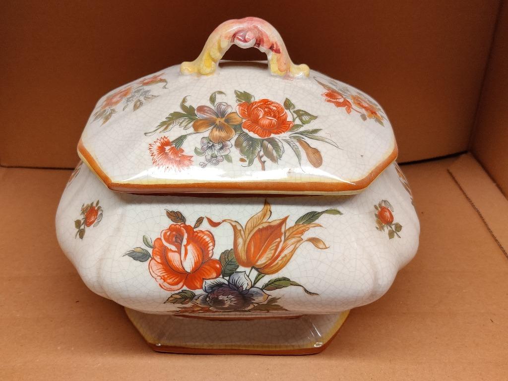 Prachtige vintage soepterrine met bloemenmotief, Antiek en Kunst, Antiek | Keramiek en Aardewerk, Ophalen of Verzenden