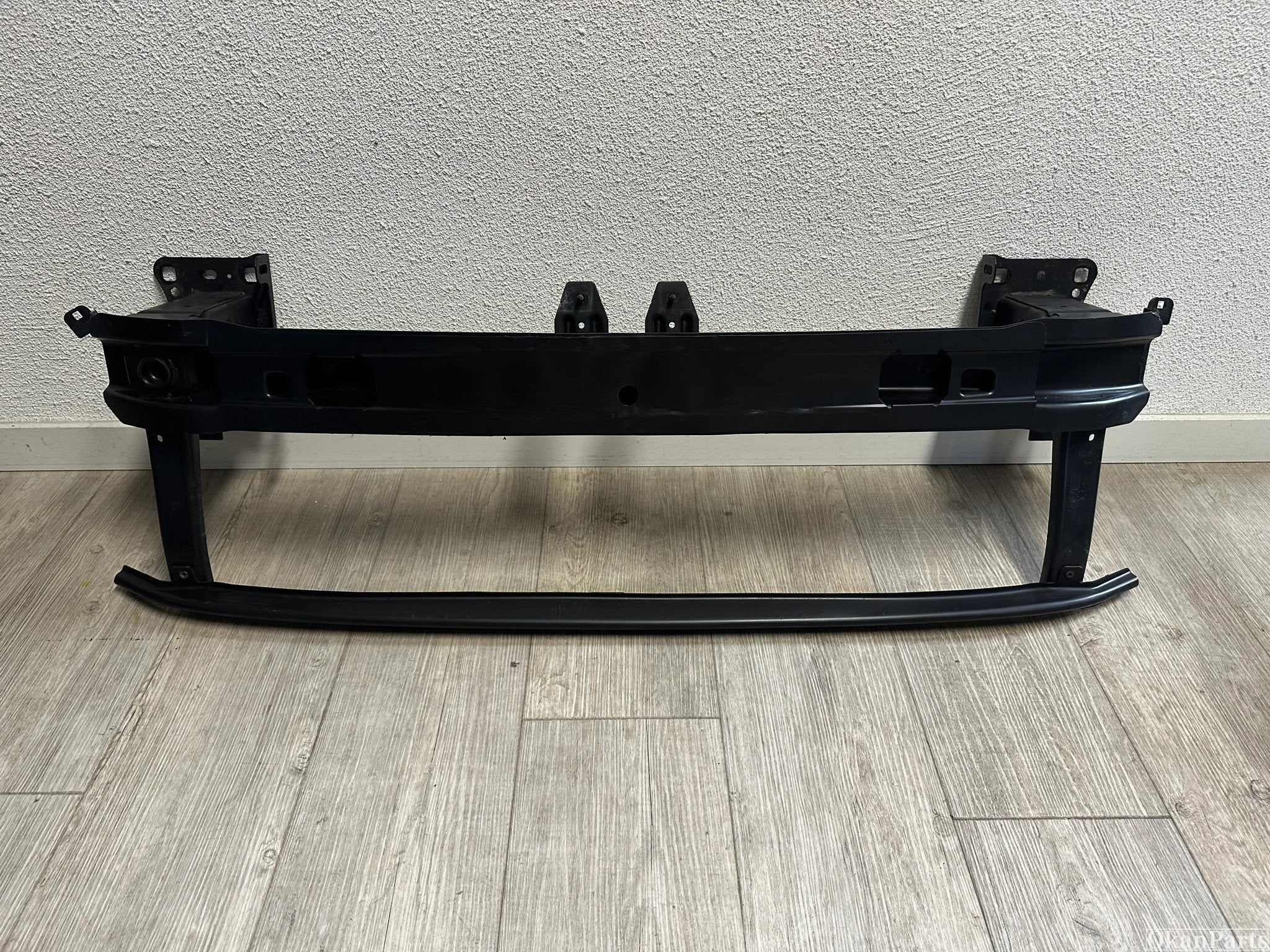 Volkswagen Passat 3G B8 voor bumperbalk, Gebruikt, Volkswagen AG, Vw@volkswagen.de, Berliner Ring 2
38440  Wolfsburg, DE