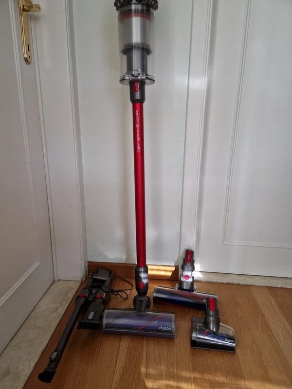 Tête de moteur Dyson V10, Electroménager, Enlèvement ou Envoi, Réservoir, Aspirateur balai, Comme neuf
