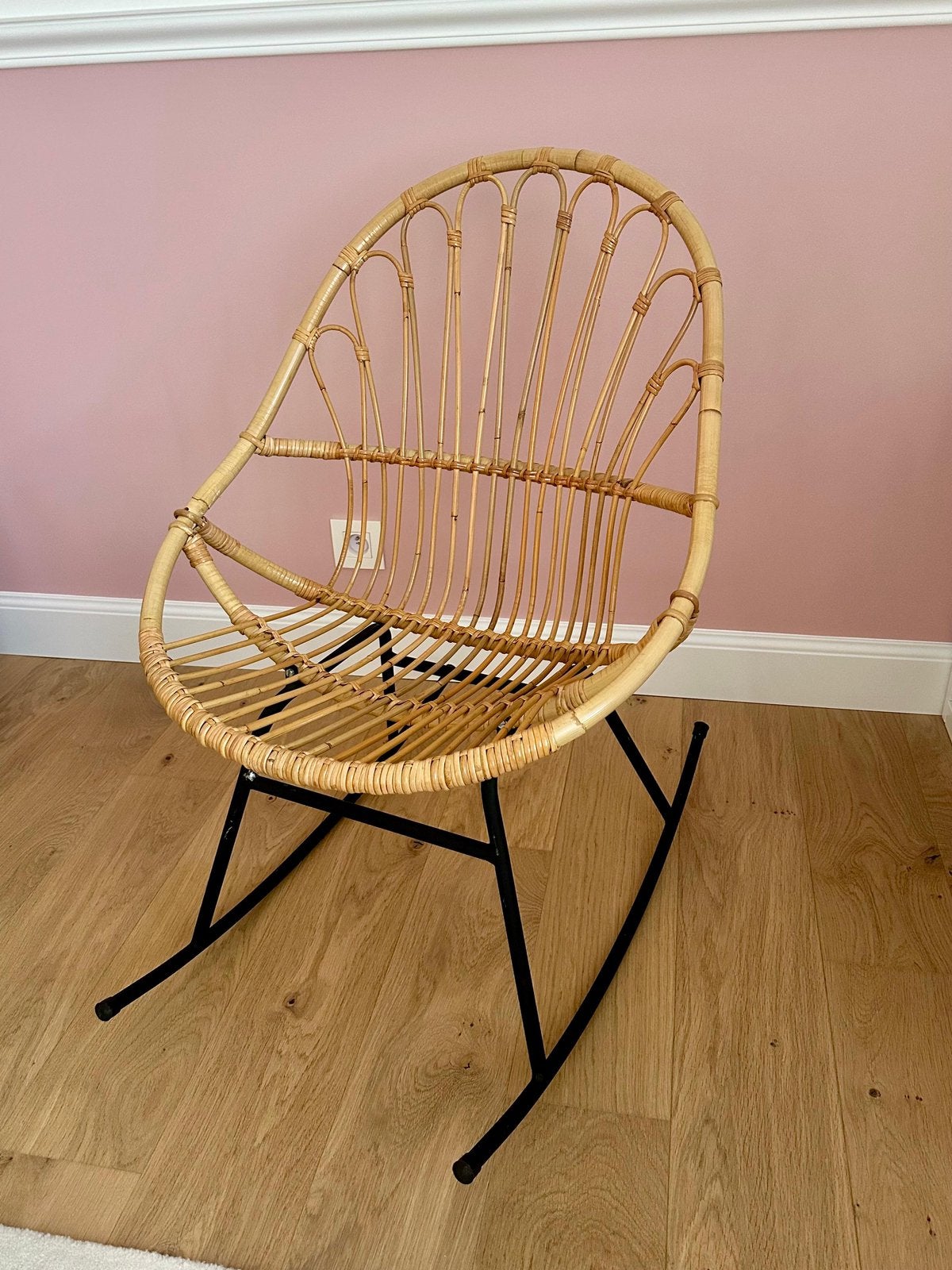 Fauteuil à bascule en osier, Enlèvement, Comme neuf