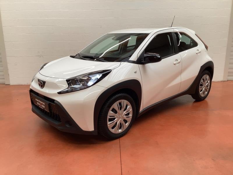 Toyota Aygo 1.0 X play CVT Toyota Aygo X Play CVT 53Kw, Autos, Achat, Euro 6, Ordinateur de bord, 5 portes