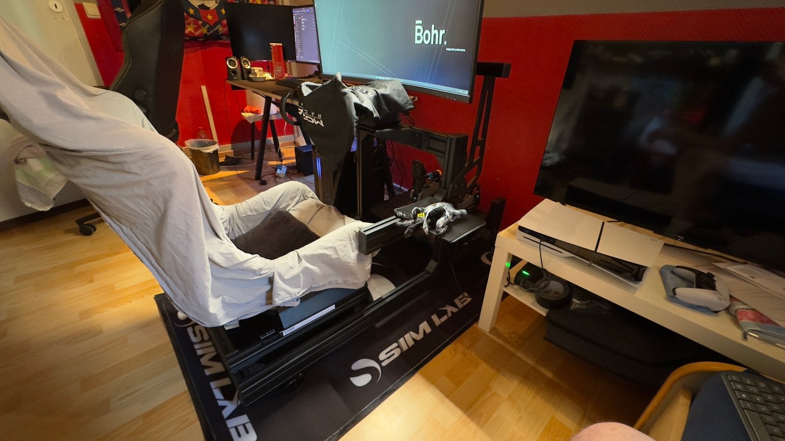 Chassis Simlab GT1 EVO + Moza R12 avec volant KS, Consoles de jeu & Jeux vidéo, Jeux | PC, Enlèvement, Comme neuf, Simulation