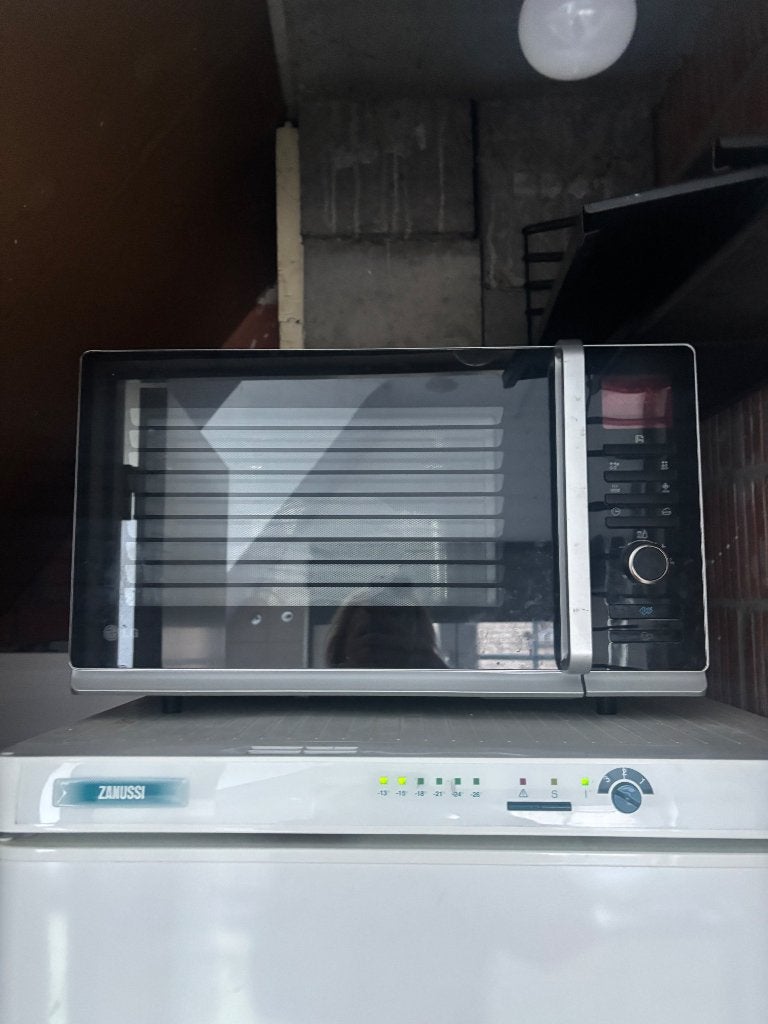 combi magnetron/grill oven, Electroménager, Gril, Enlèvement, Utilisé, Autoportant