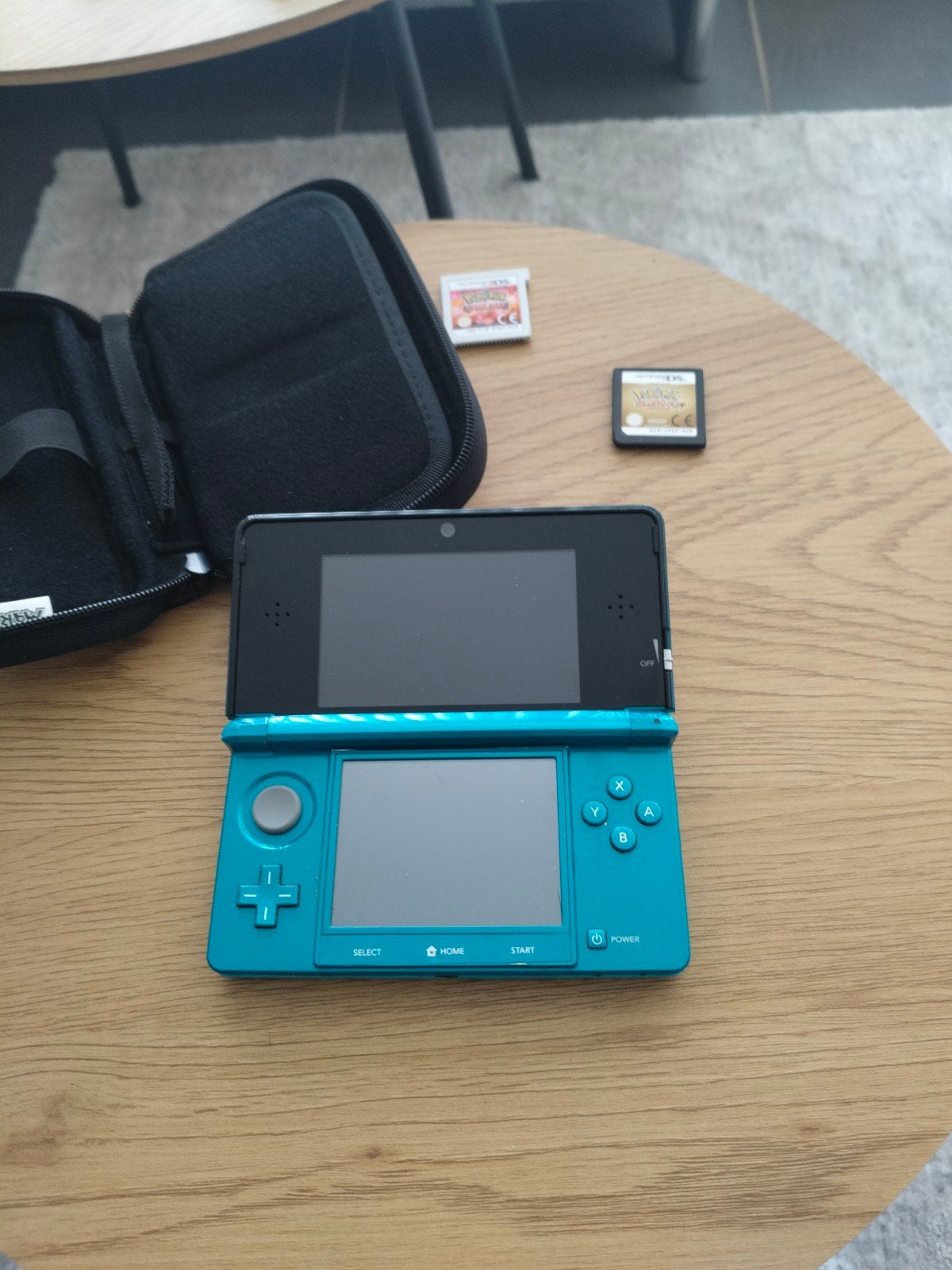 Nintendo 3DS avec étui Mario Bross, Consoles de jeu & Jeux vidéo, Consoles de jeu | Nintendo 2DS & 3DS, Envoi, 3DS