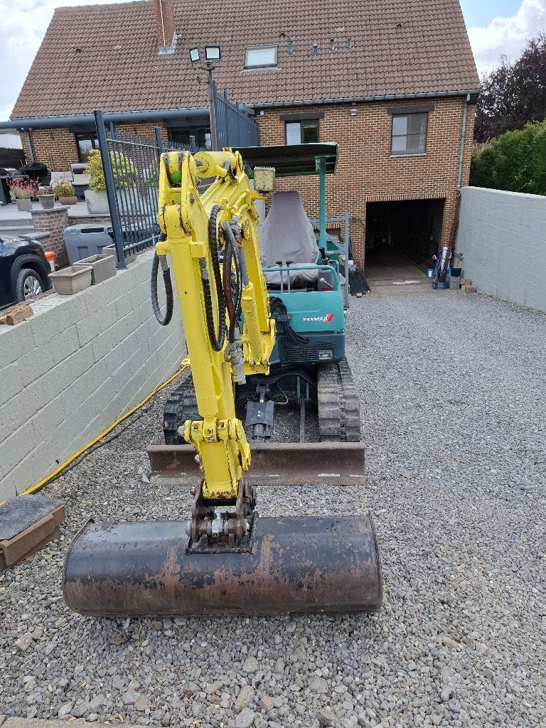 A VENDRE Mini pelle Yanmar B25V, Ophalen