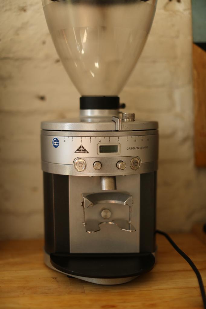 Mahlkönig K30 Vario – gereviseerd – nieuwe maalschijven, Electroménager, Enlèvement ou Envoi, Comme neuf