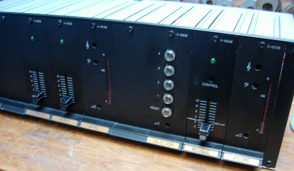 Ampli Professionnel 240W TOA VP-1240B VDE + TOA V-1000B, Enlèvement, Comme neuf
