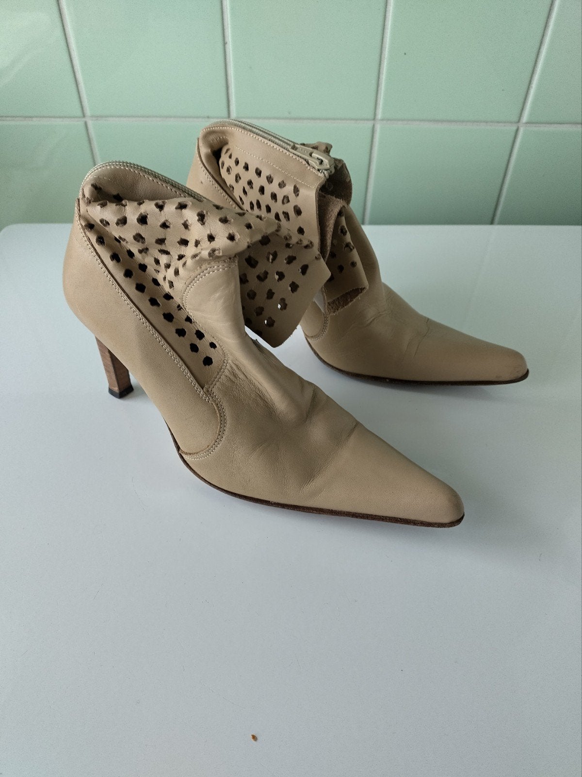 Botjes maat 37 AFHALING LEES BESCHRIJVING, Ophalen, Hoge laarzen, Beige, Gedragen