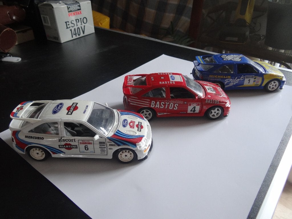 Ford Escort RS Cosworth, schaal 1/24, Enlèvement ou Envoi
