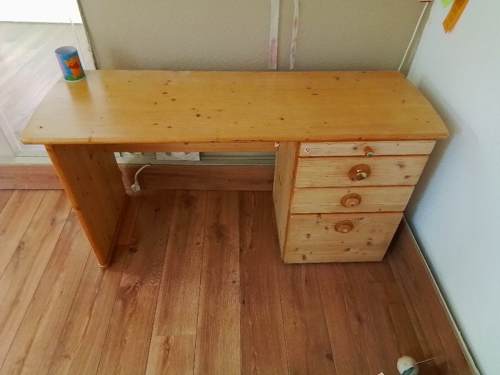 Mooi kinderbureau met lades, Huis en Inrichting, Ophalen, Gebruikt, Kinderbureau, 43 cm