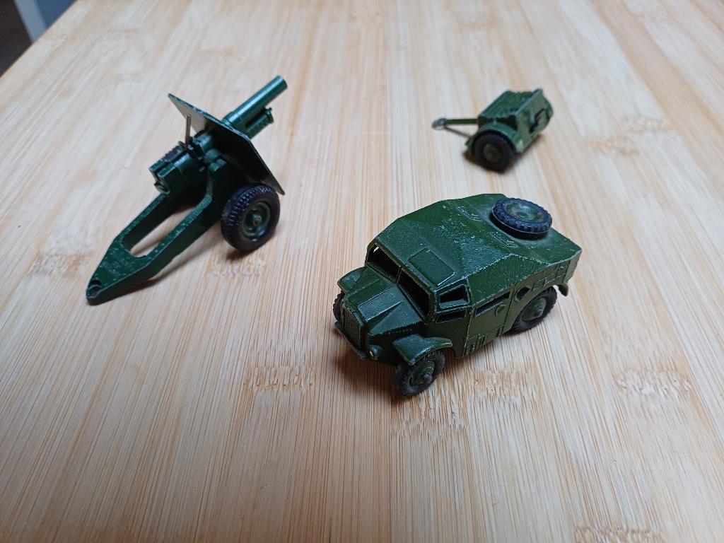 modelauto Dinky Toy militair, Hobby en Vrije tijd, Modelauto's | 1:43, Gebruikt, Overige typen, Dinky Toys, Ophalen of Verzenden