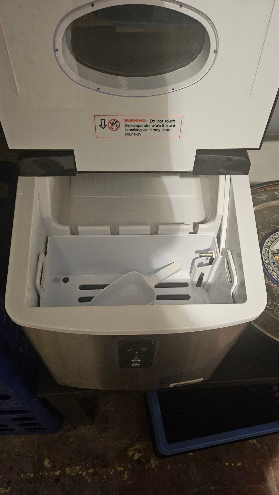 Ijsblokjesmachine, Enlèvement