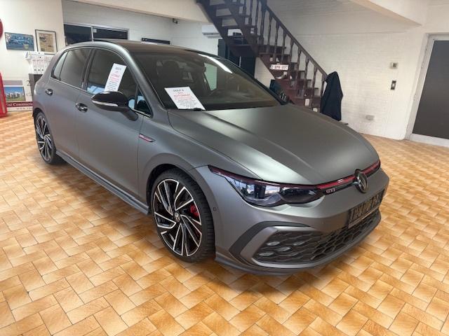 V Golf 8 GTI AUTOMAAT PANO NAVI CAMERA XENON! TOP AUTO!, Automaat, Stof, Euro 6, 4 cilinders