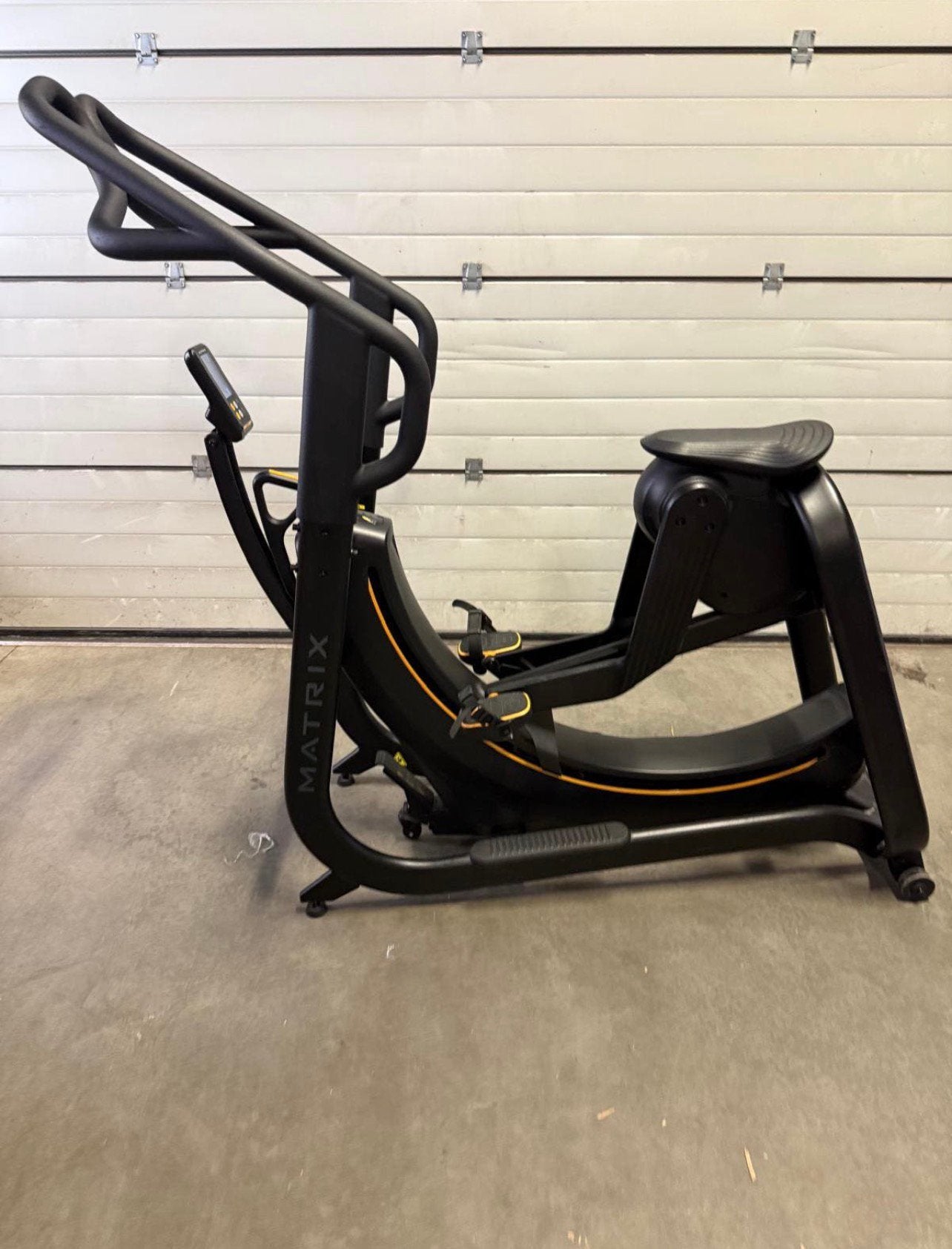 Entraîneur de performance Matrix S-Drive, Enlèvement, Utilisé, Jambes, Autres matériaux