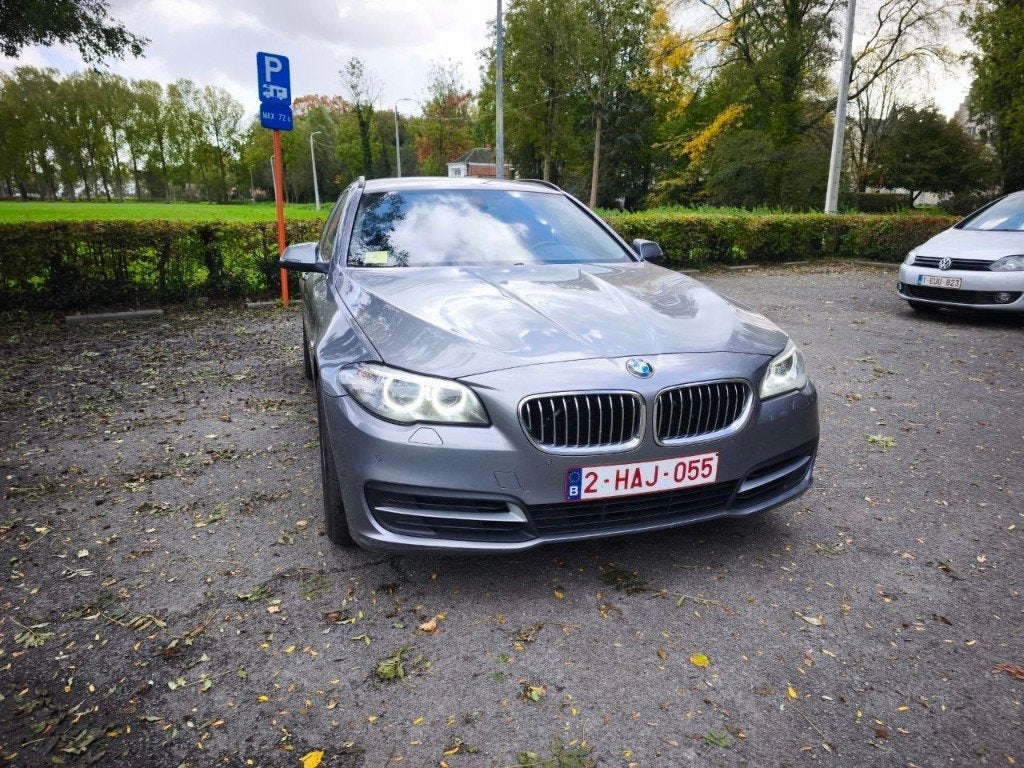 BMW 518d Touring 2015, Auto's, 100 kW, 4 cilinders, Bruin, Leder