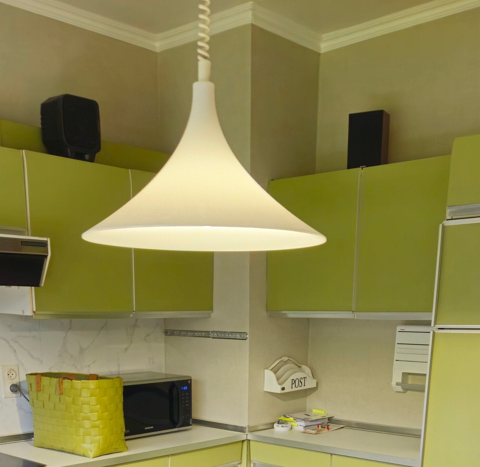 Vintage trompetvormige hanglamp, Ophalen