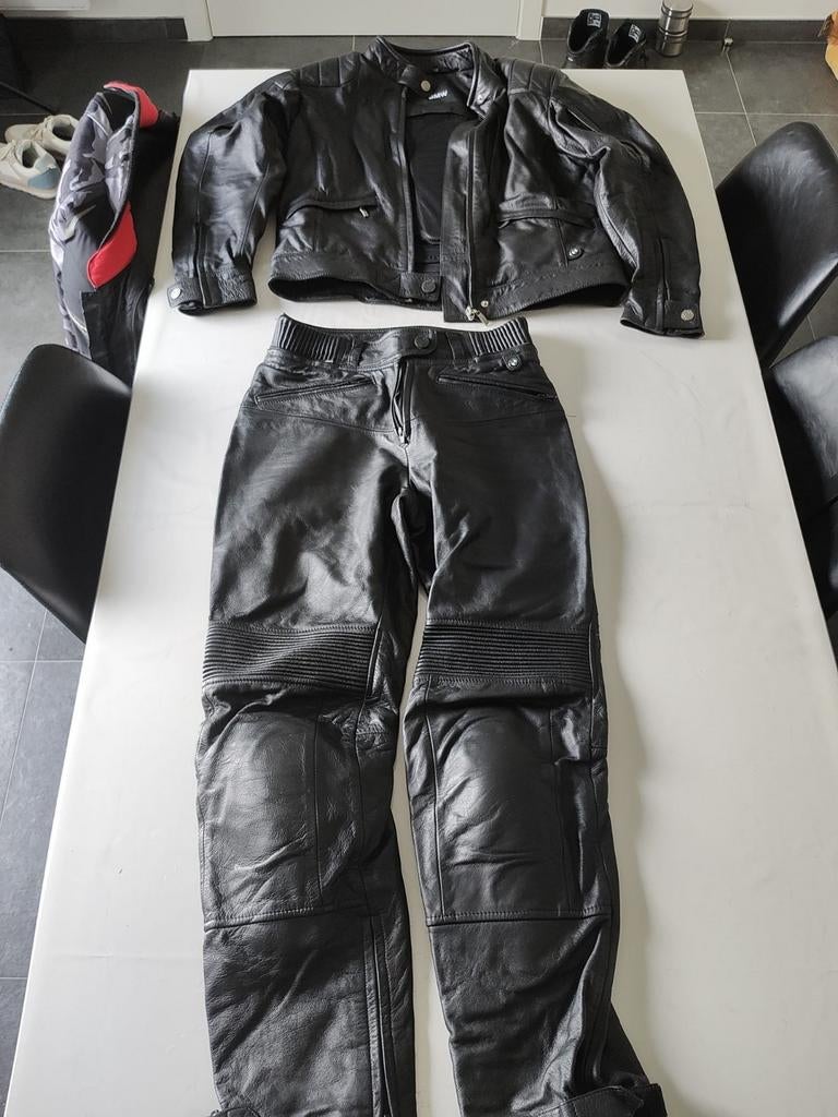 Lederen motorpak dames maat 40 merk bmw, Motoren, Ophalen