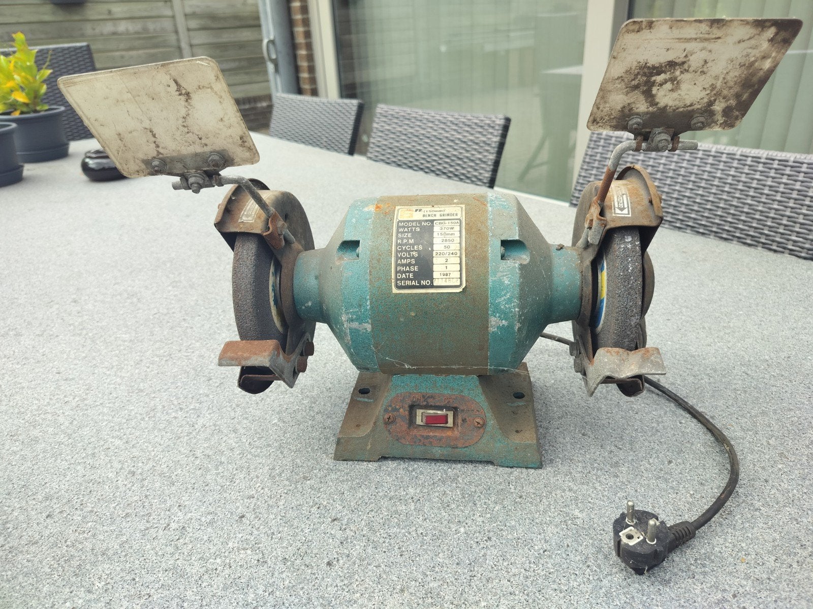 Slijpmolen 220v, Ophalen