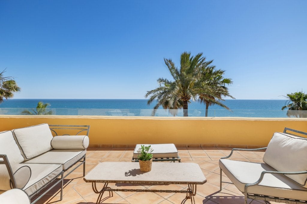 Penthouse en première ligne de mer à louer à Marbella, 4 chambres ou plus, Appartement, Costa del Sol, Mer