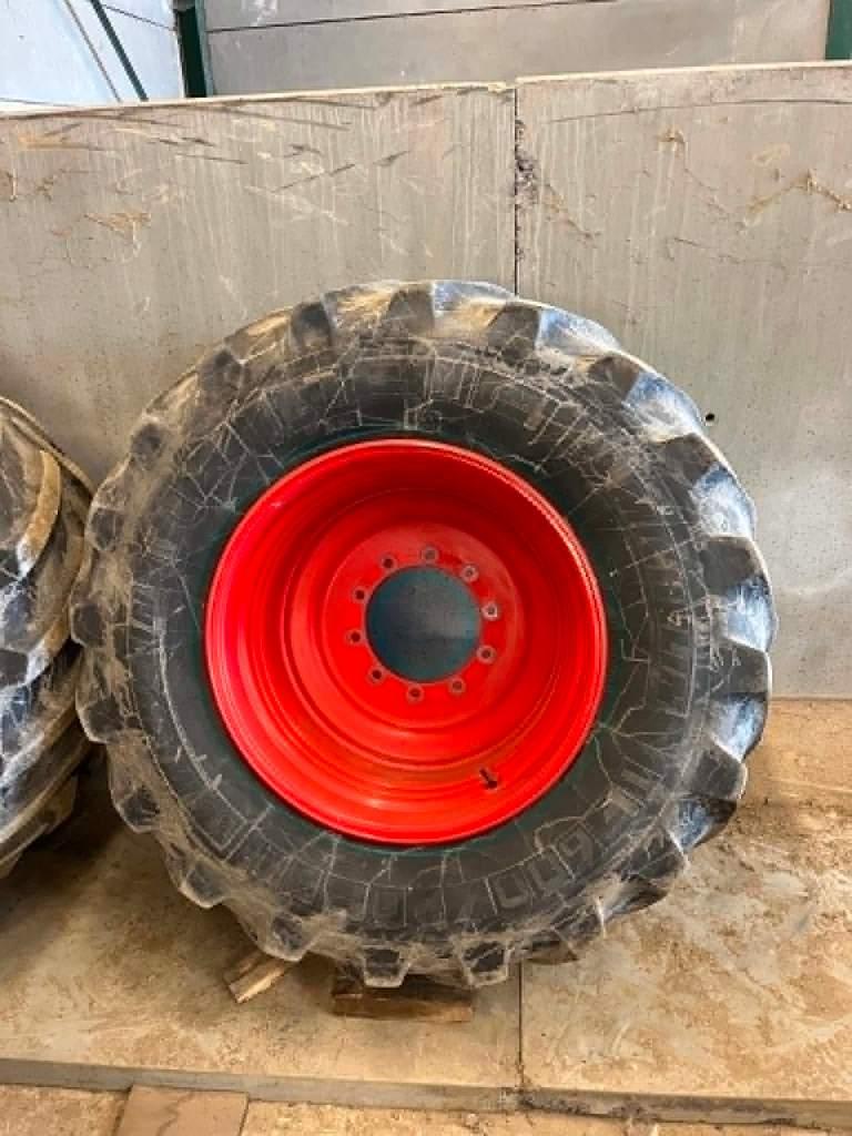 Paire de roues, Zakelijke goederen, Landbouw | Onderdelen | Banden, Velgen en Assen, Ophalen