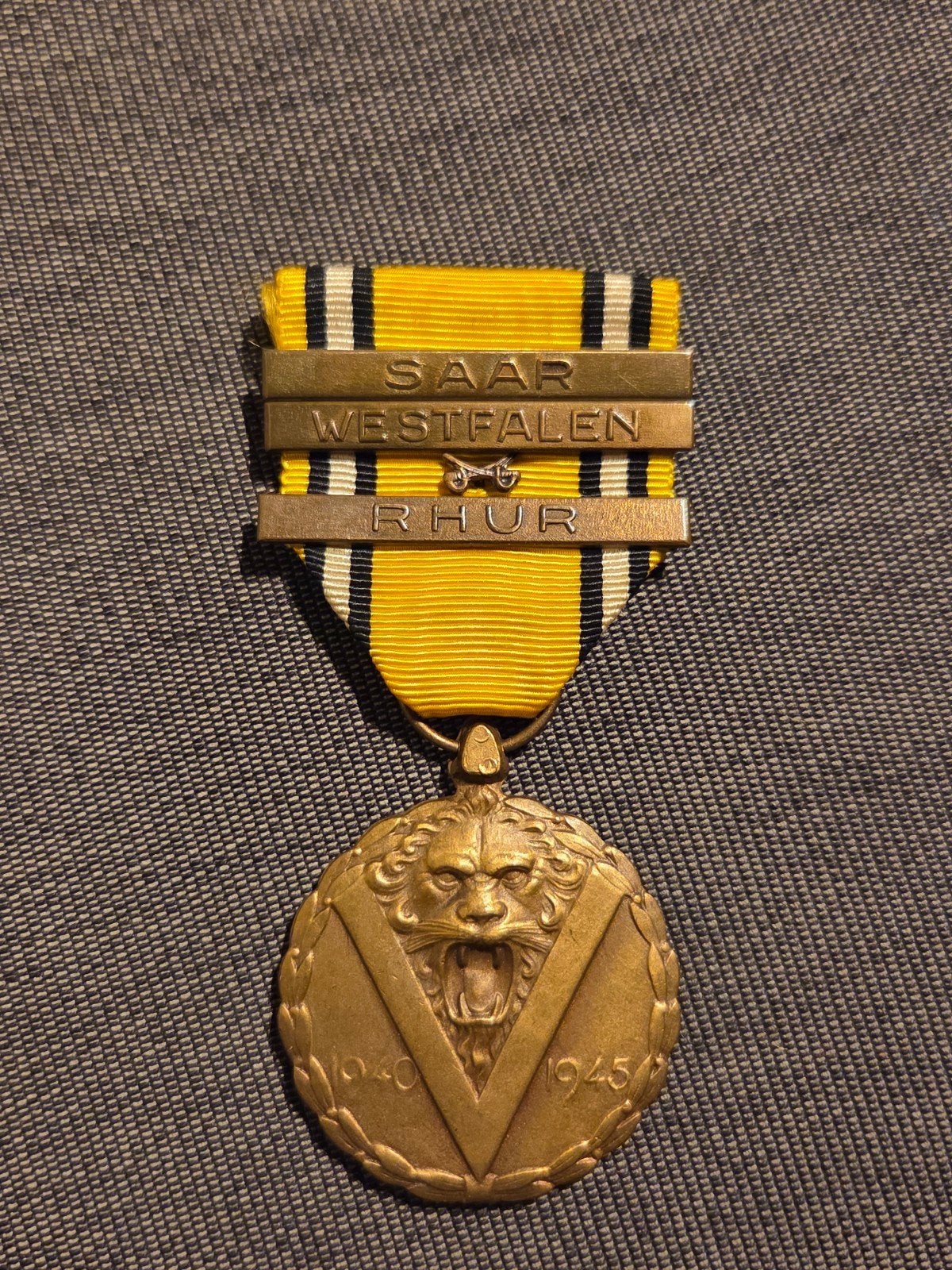 Médaille commémorative 40-45, Enlèvement ou Envoi