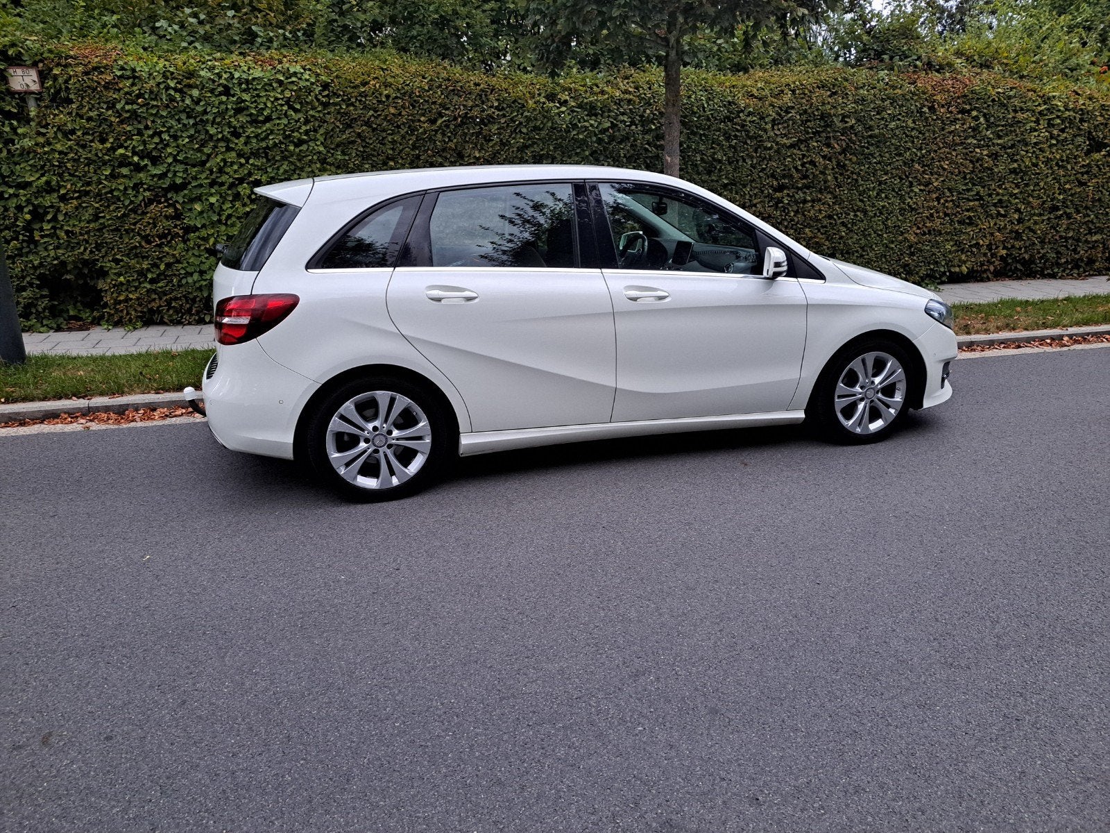 Mercedes-Benz Classe B 1.6 Essence. À partir de 2015. Euro 6, Autos, 90 kW, Entretenue par le concessionnaire, 5 places, Particulier