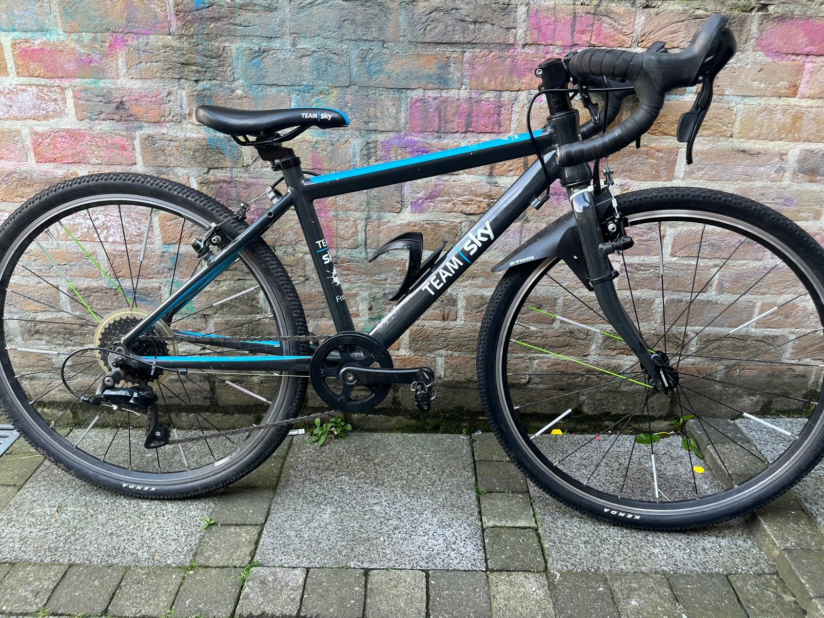 Frog Road 67 – Elektrisch Blauw - Kinder Racefiets (24 inch), Fietsen en Brommers, Ophalen, Velgrem, Aluminium, Minder dan 49 cm