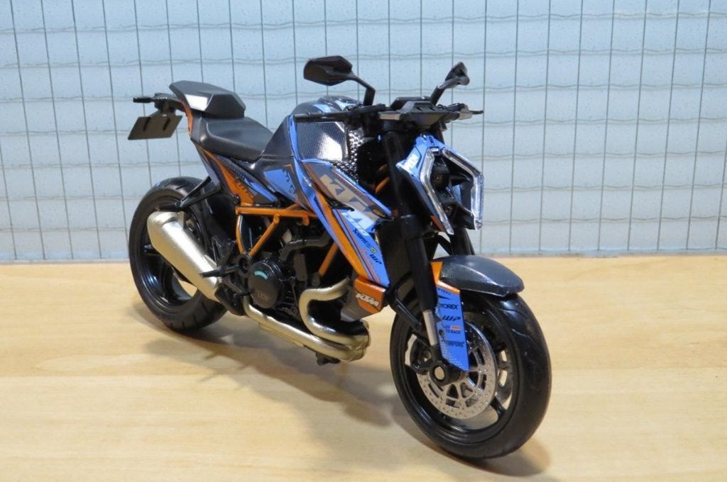 KTM 1390 Super Duke R 1:12 644108, Enlèvement ou Envoi, Neuf, 1:9 à 1:12, Moteur