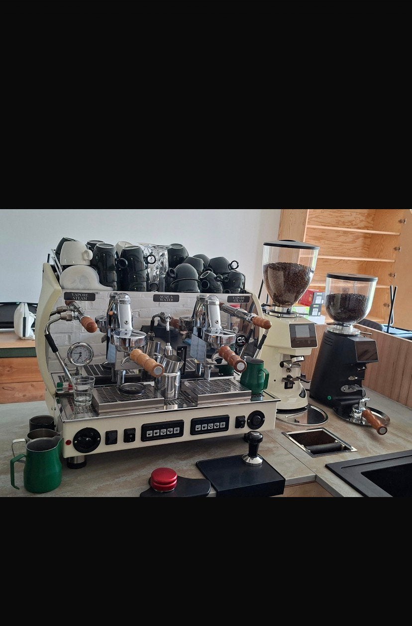 Espresso machine en 2 koffiemolens te koop, Electroménager, Cafetières, Utilisé, Café en grains, Autres modèles, 2 à 4 tasses