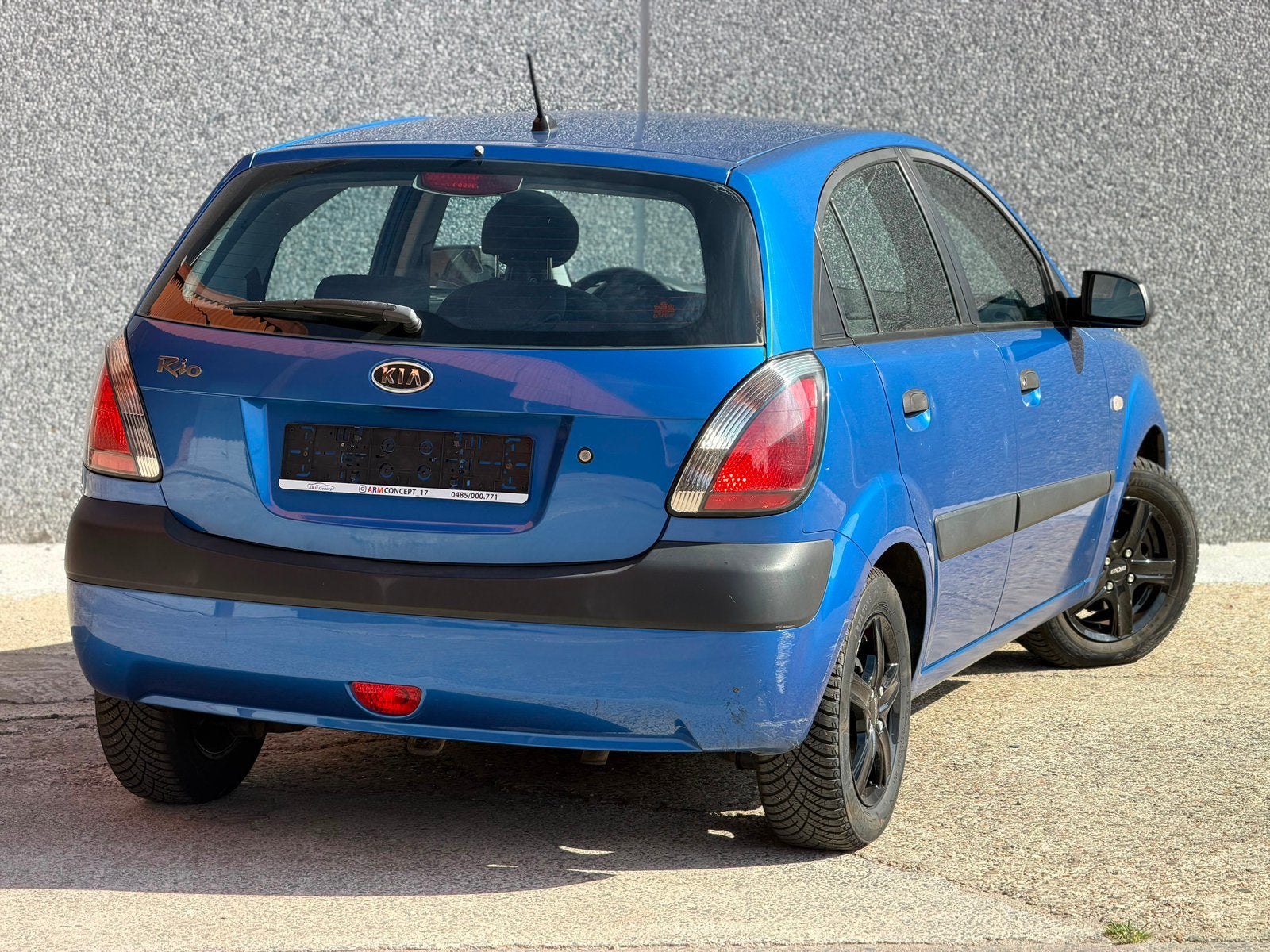 Kia Rio 1.4 Essence 2009 prête à immatriculer, Auto's, Kia, Stof, Blauw, Bedrijf, 5 deurs