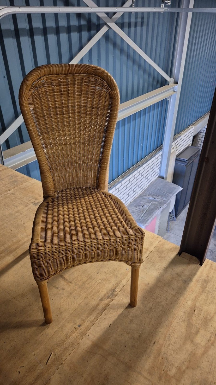Rieten stoelen, Enlèvement