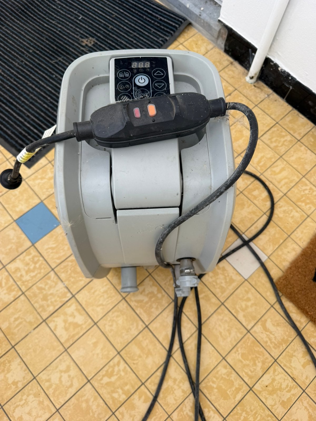 Pomp jacuzzi, Ophalen, Zo goed als nieuw, Pomp
