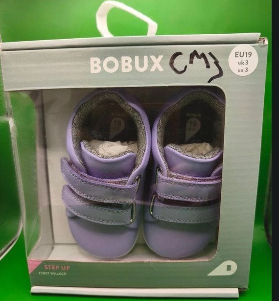 chaussures enfant bébé  Gamme Step Up T19, Enfants & Bébés, Vêtements de bébé | Chaussures & Chaussettes, Neuf, Enlèvement, Fille