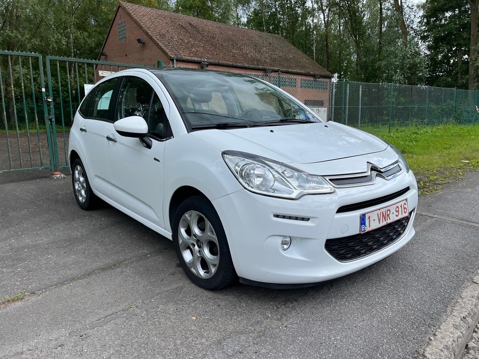 Citroën c3  118.000km année 2015 prête à immatriculer, Autos, Achat, Euro 6, Toit panoramique, Particulier