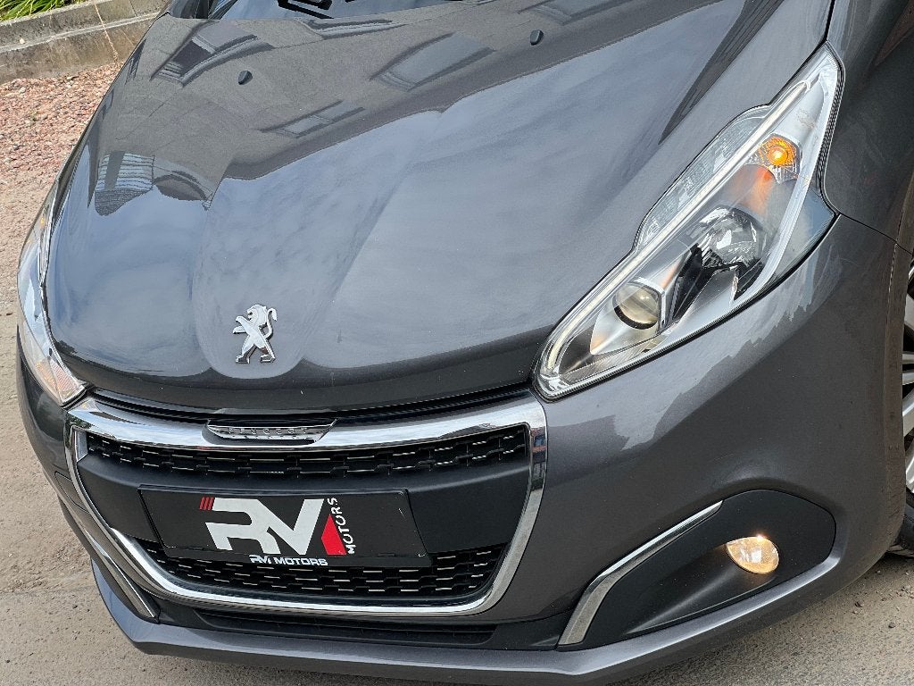 Peugeot 208 - 1.2i Edition Style, Autos, Argent ou Gris, Achat, Euro 6, Entreprise