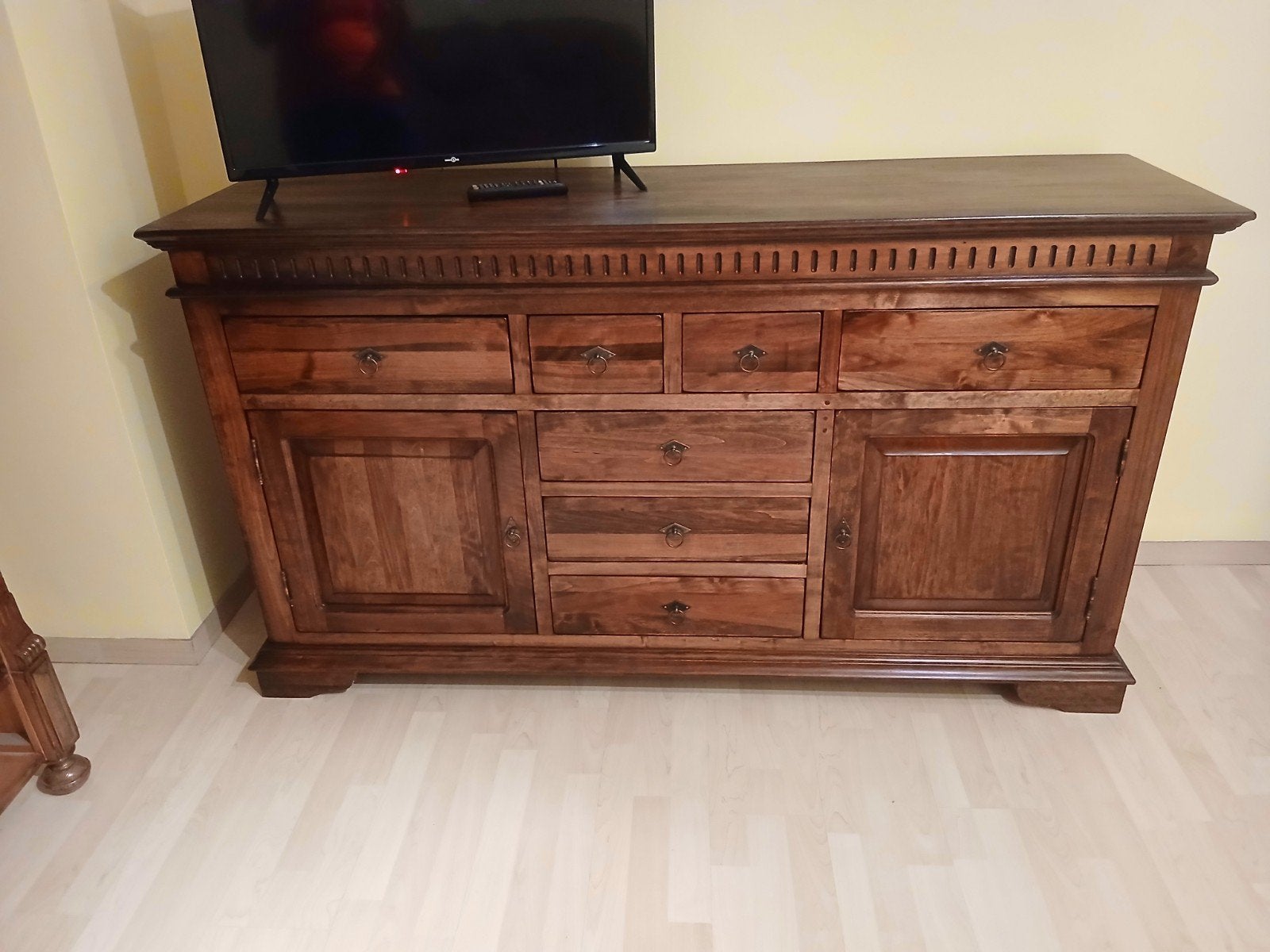 Buffet en bois massif style colonial/rustique avec tiroirs, Maison & Meubles, Armoires | Buffets, Avec tiroir(s), 25 à 50 cm, Moins de 100 cm