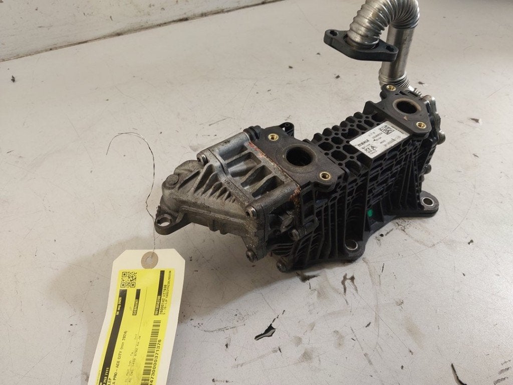 VANNE EGR Toyota ProAce City (|9813050280|1679828380|), Autos : Pièces & Accessoires, Systèmes d'échappement, Kundenbetreuung@toyota.de