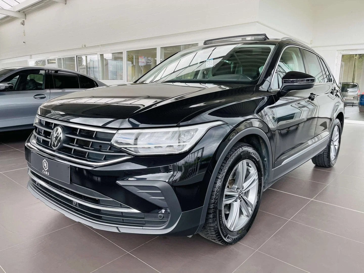 Volkswagen Tiguan 2.0 TDI Active * GARANTIE + TOIT PANO + LE, Achat, Entreprise, 1968 cm³, 5 portes