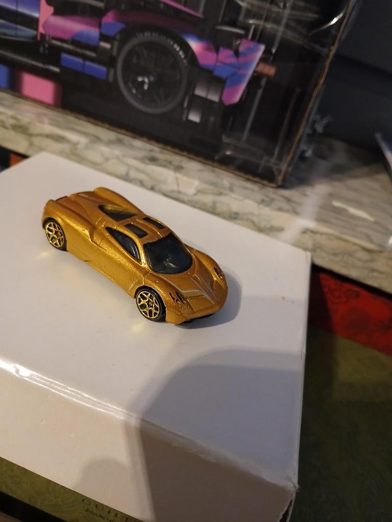 Pagani Huayra hotwheel, Ophalen of Verzenden, Zo goed als nieuw, Auto