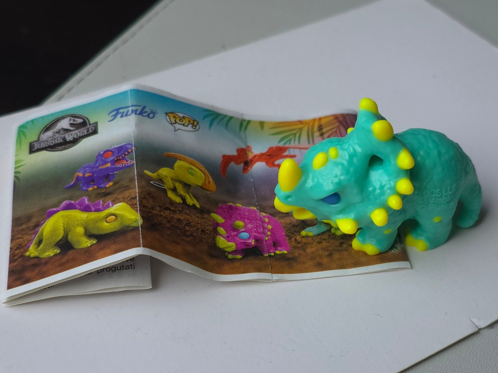Mini tricératops funko pop kinder, Verzamelen, Verrassingseieren, Verzenden, Nieuw, Hardplasticfiguren