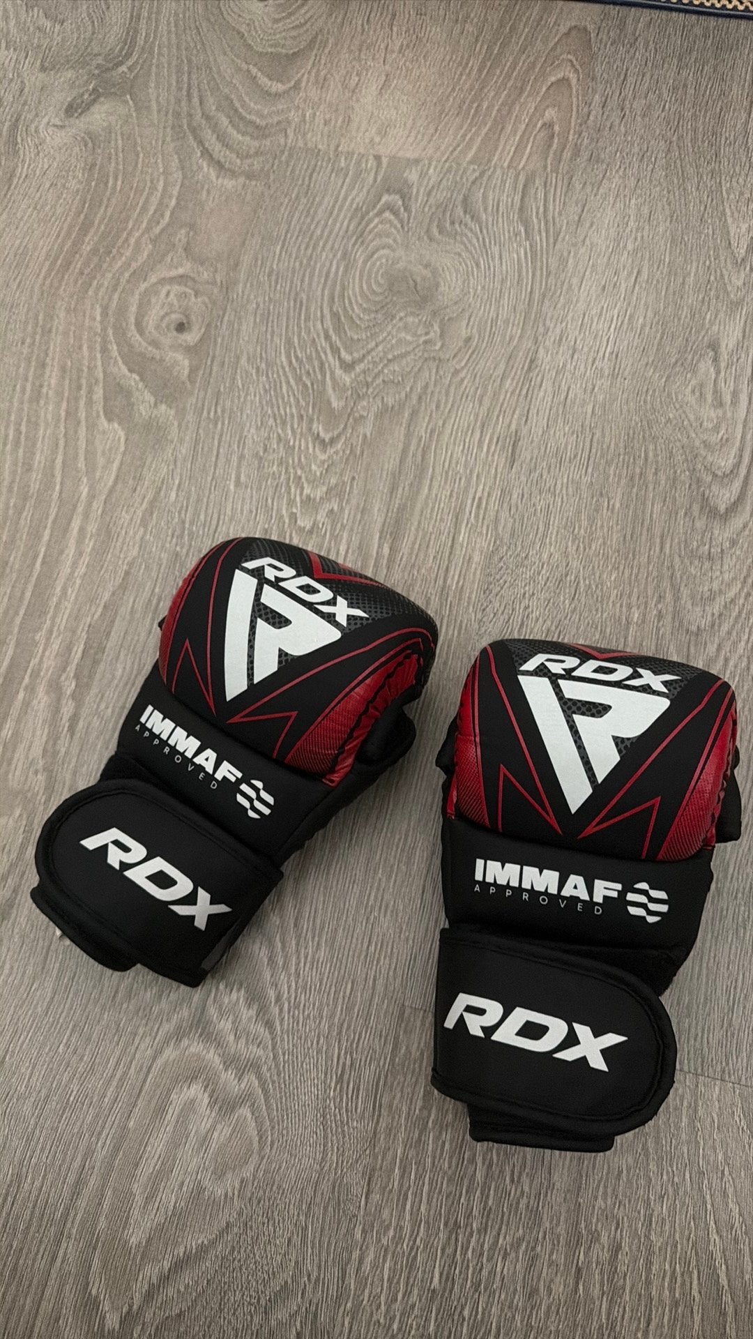 GANT MMA IMMAF TAILLE M, Taille M, Enlèvement, Comme neuf