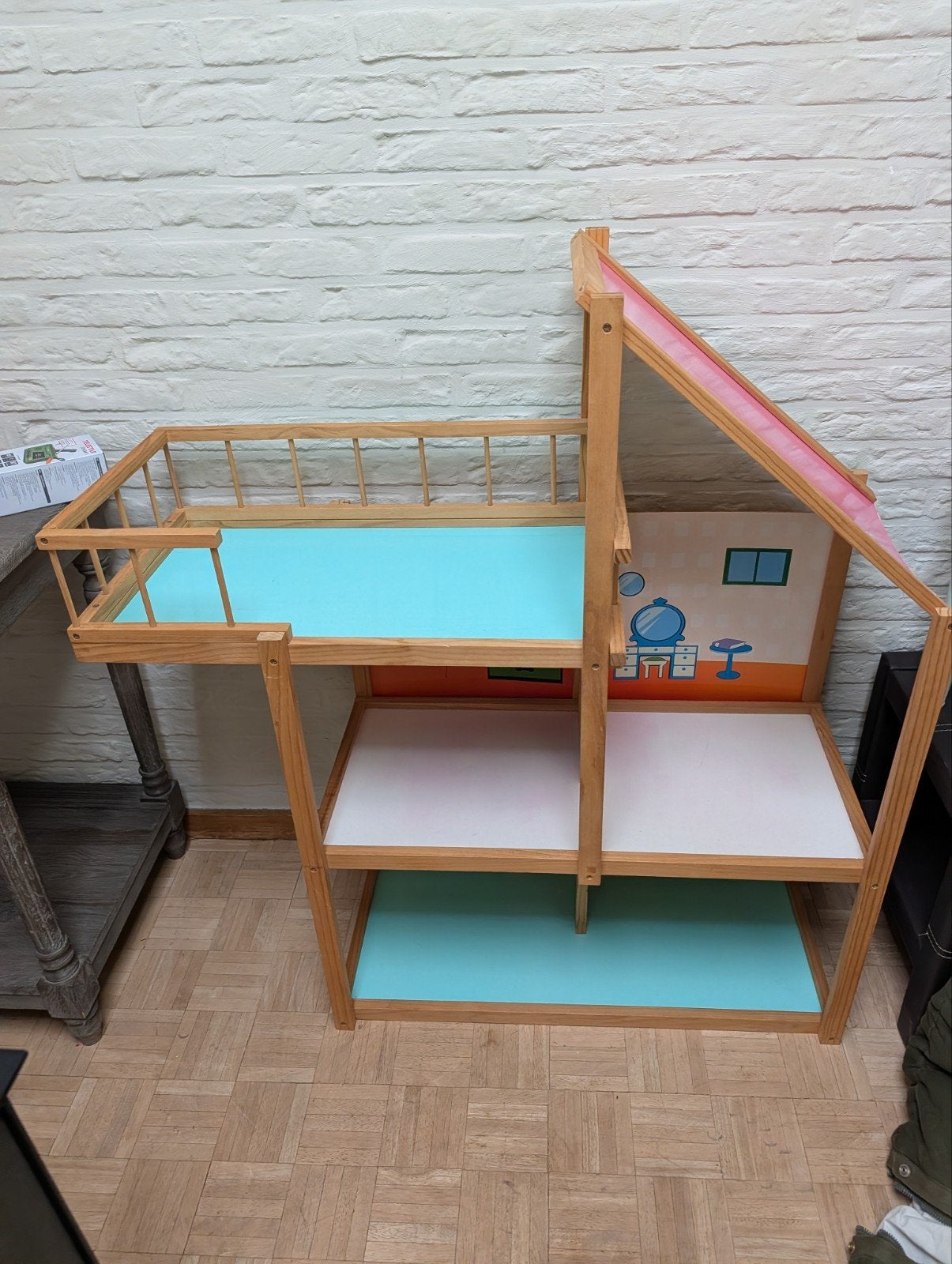 Retro poppenhuis
Retro Retro poppenhuispoppenhuis, Ophalen, Poppenhuis