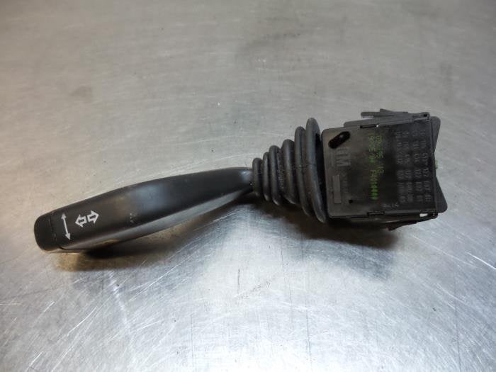 Commutateur feu clignotant d'un Opel Meriva (Meriva 03-), -, Opel, 3 mois de garantie, Utilisé