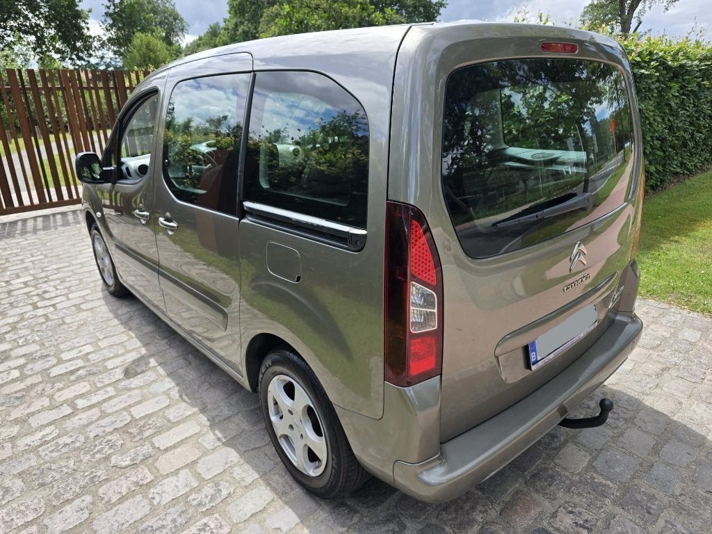 Citroën Berlingo Multispace 1.6 HDI / 264.225 km / Euro 5, Autos, Euro 5, Achat, Entreprise, 715 kg