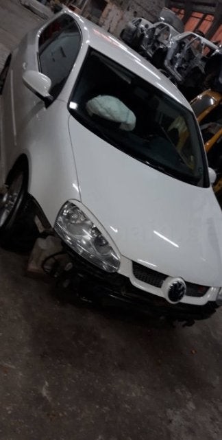 A vendre toutes pieces VW Golf 5, Enlèvement, Utilisé, Volkswagen