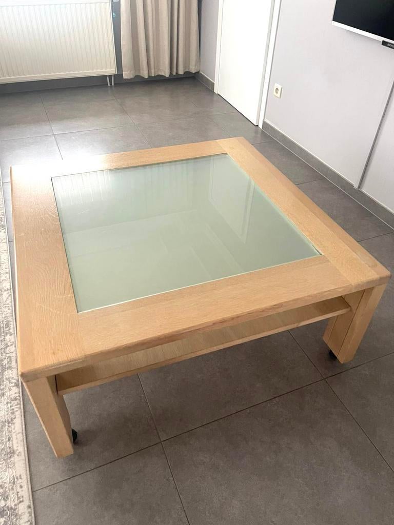 Table basse en chêne Très bon état, Enlèvement, Comme neuf, Carré, Chêne