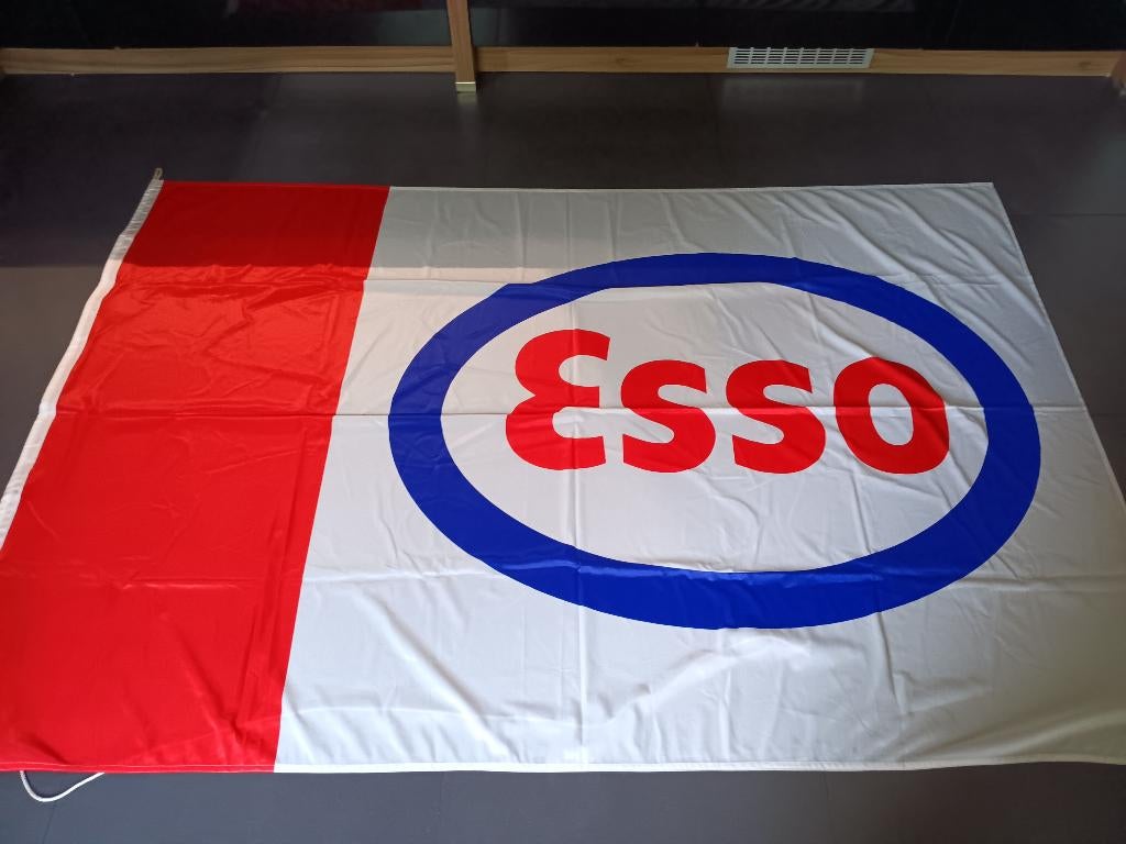 Verschillende oude reclamevlaggen + Belgische vlag, Ophalen of Verzenden, Gebruikt