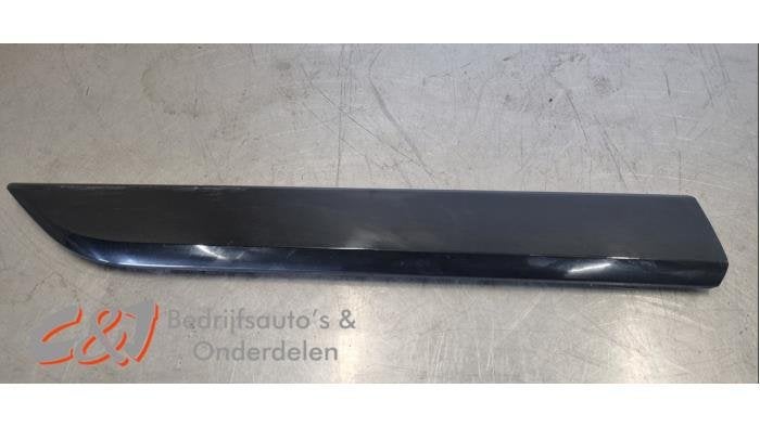 Bande décorative d'un Ford Tourneo Custom, -, 3 mois de garantie, -, -