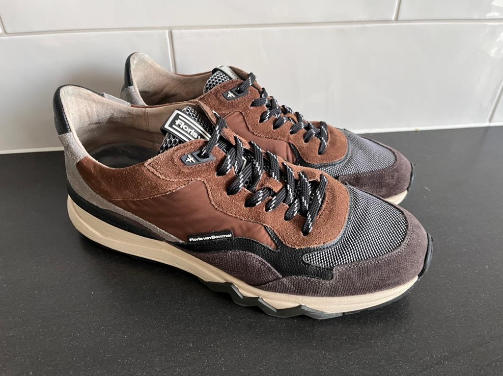 Floris van Bommel de Zager sneakers maat 9 / 43, Vêtements | Hommes, Chaussures, Enlèvement ou Envoi, Autres couleurs, Comme neuf